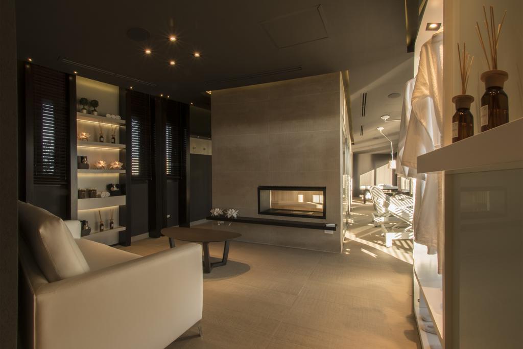 Ville Saint Germain Apart Hotel & Spa Carilo Exterior photo