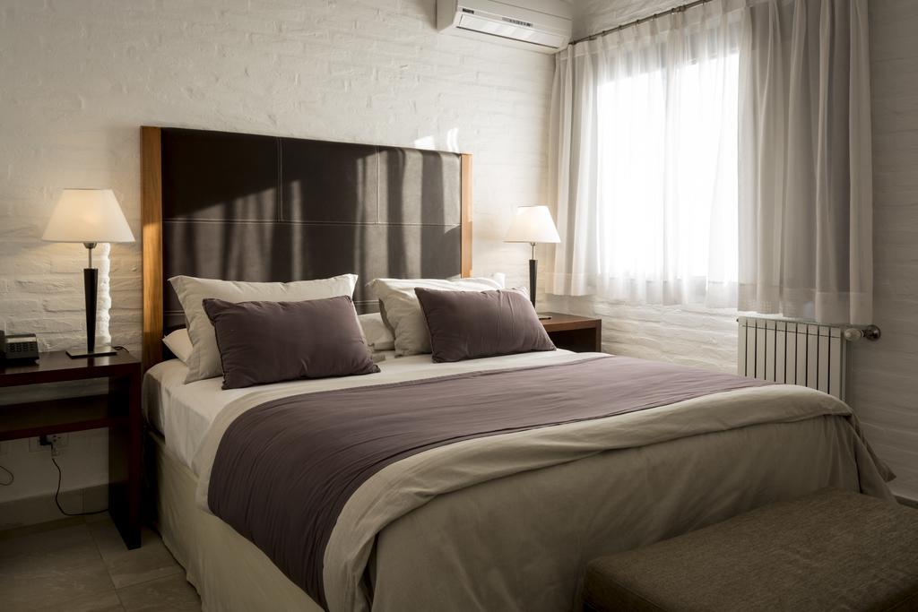 Ville Saint Germain Apart Hotel & Spa Carilo Room photo