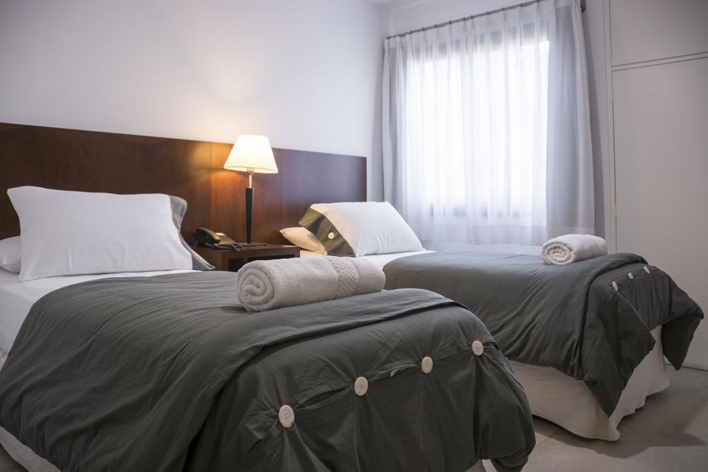 Ville Saint Germain Apart Hotel & Spa Carilo Room photo